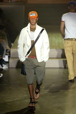 Look 18